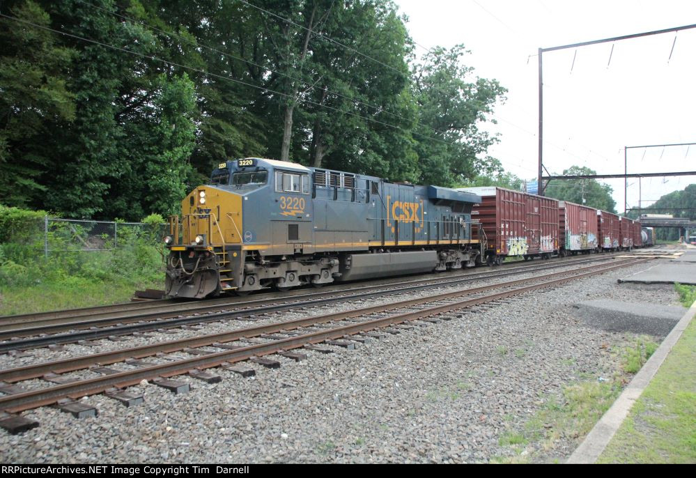 CSX 3220 leads M404 